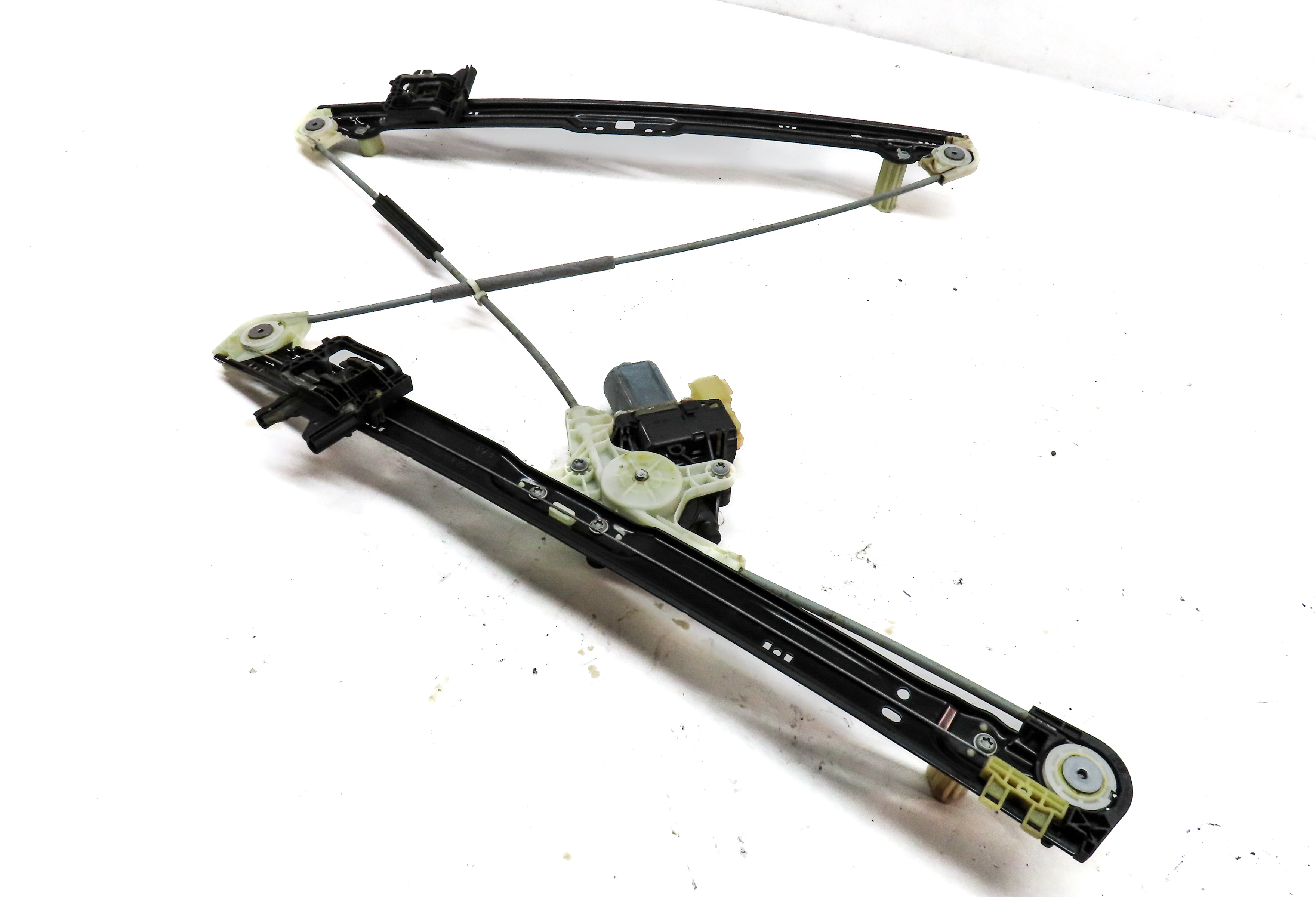 2014-2020 RANGE ROVER SPORT (L494) FRONT LEFT DRIVER WINDOW REGULATOR w/ MOTOR — exact item pictured